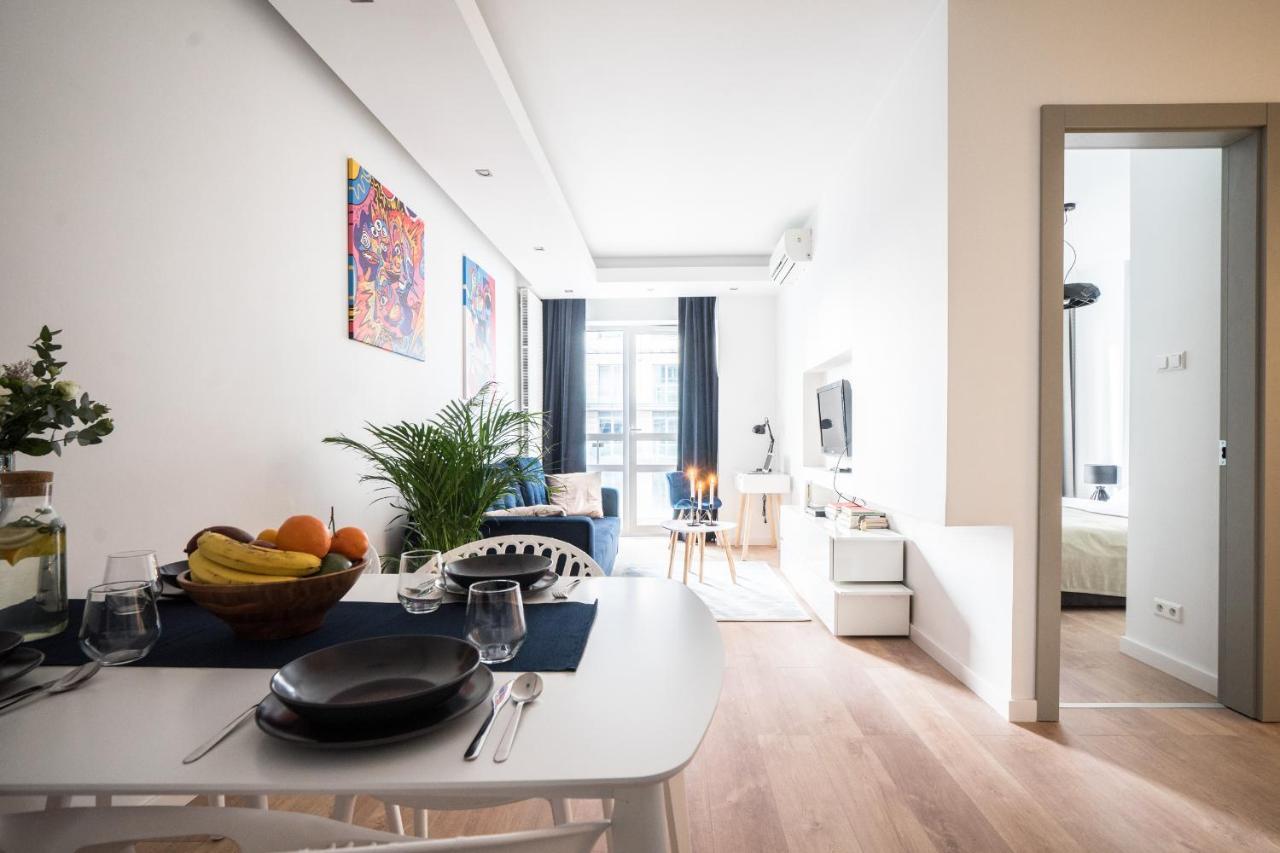 Oomph Warsaw Central Luxurious Air-Conditioned Apartment With Balcony المظهر الخارجي الصورة