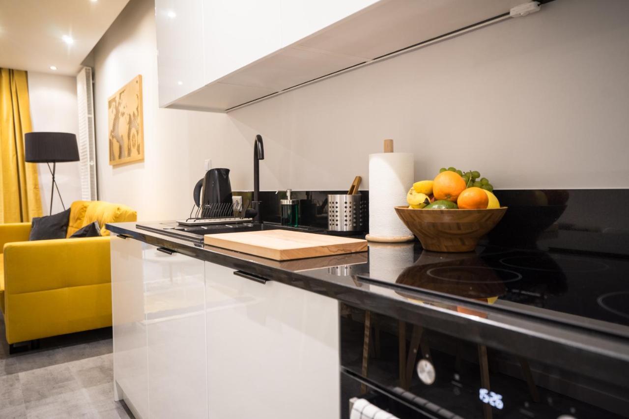 Oomph Warsaw Central Luxurious Air-Conditioned Apartment With Balcony المظهر الخارجي الصورة